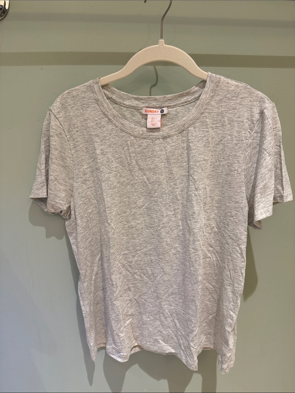 Sundry Lightweight Crew Tee in Heather Gray